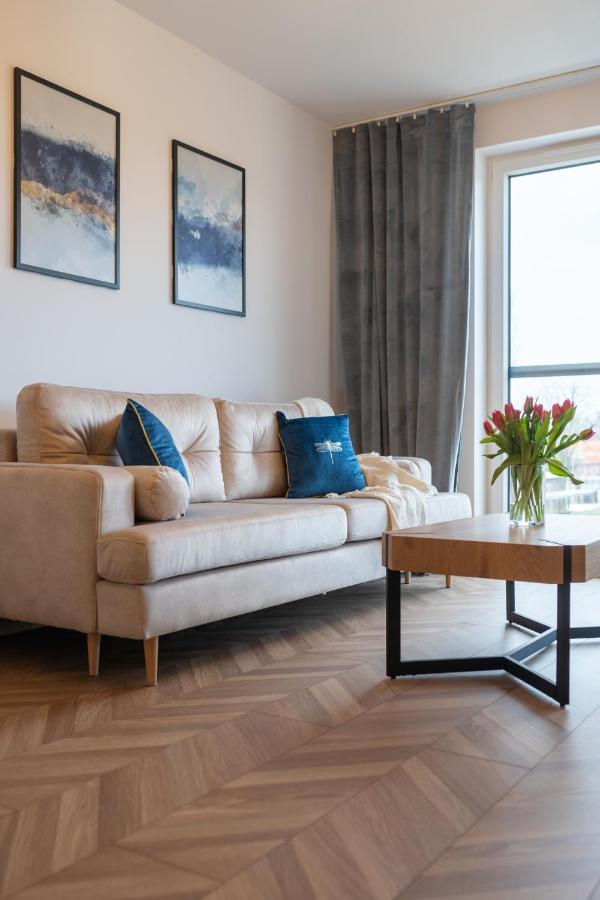 Lotte - Parking Podziemny, Osiedle Strzezone Apartment