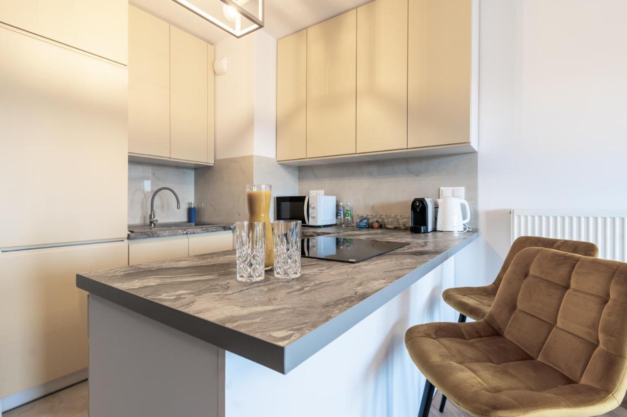 Lotte - Parking Podziemny, Osiedle Strzezone Apartment *